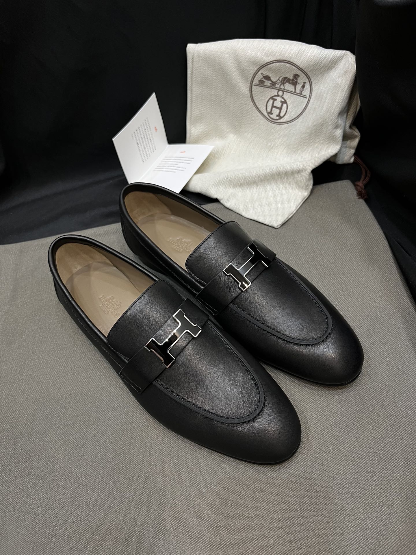 Hermes Sapatos Loafers Vintage