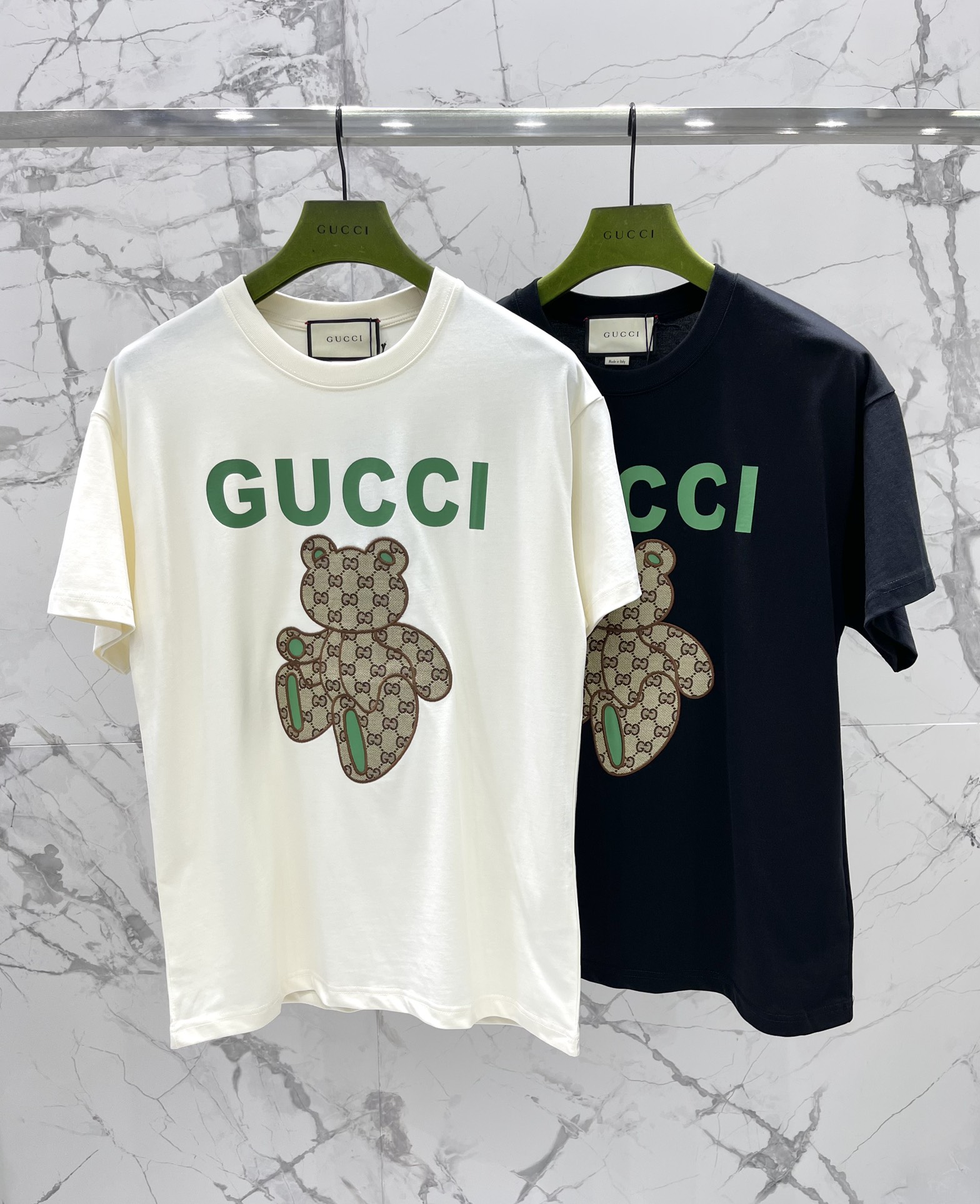 Gucci Szczyt
 Odzież T-Shirt Beżowy Czarny Biały Hafty Unisex Bawełna Kolekcja wiosenno-letnia Krótki rękaw