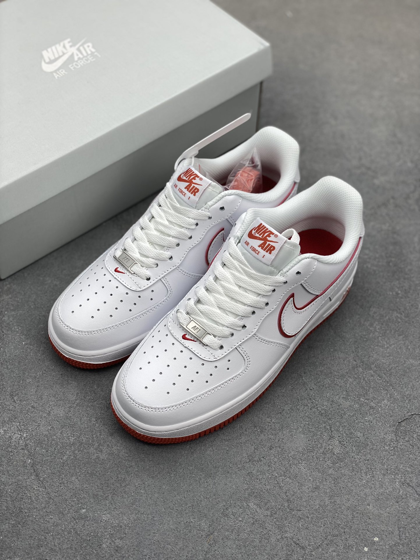 Nike Air Force 1 Low White/Red Casual Sneakers DV0788-102 9 i1688146343 4035 7