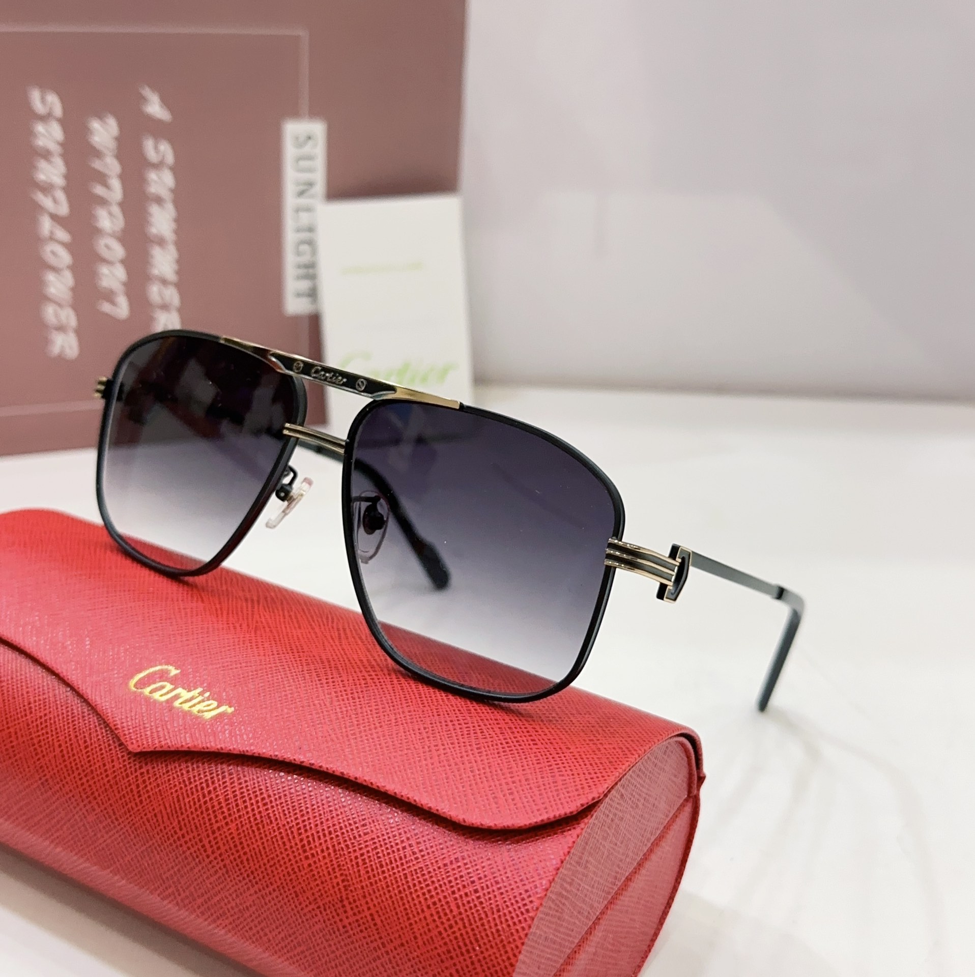 Cartier卡地亚方框男女通用太阳眼镜