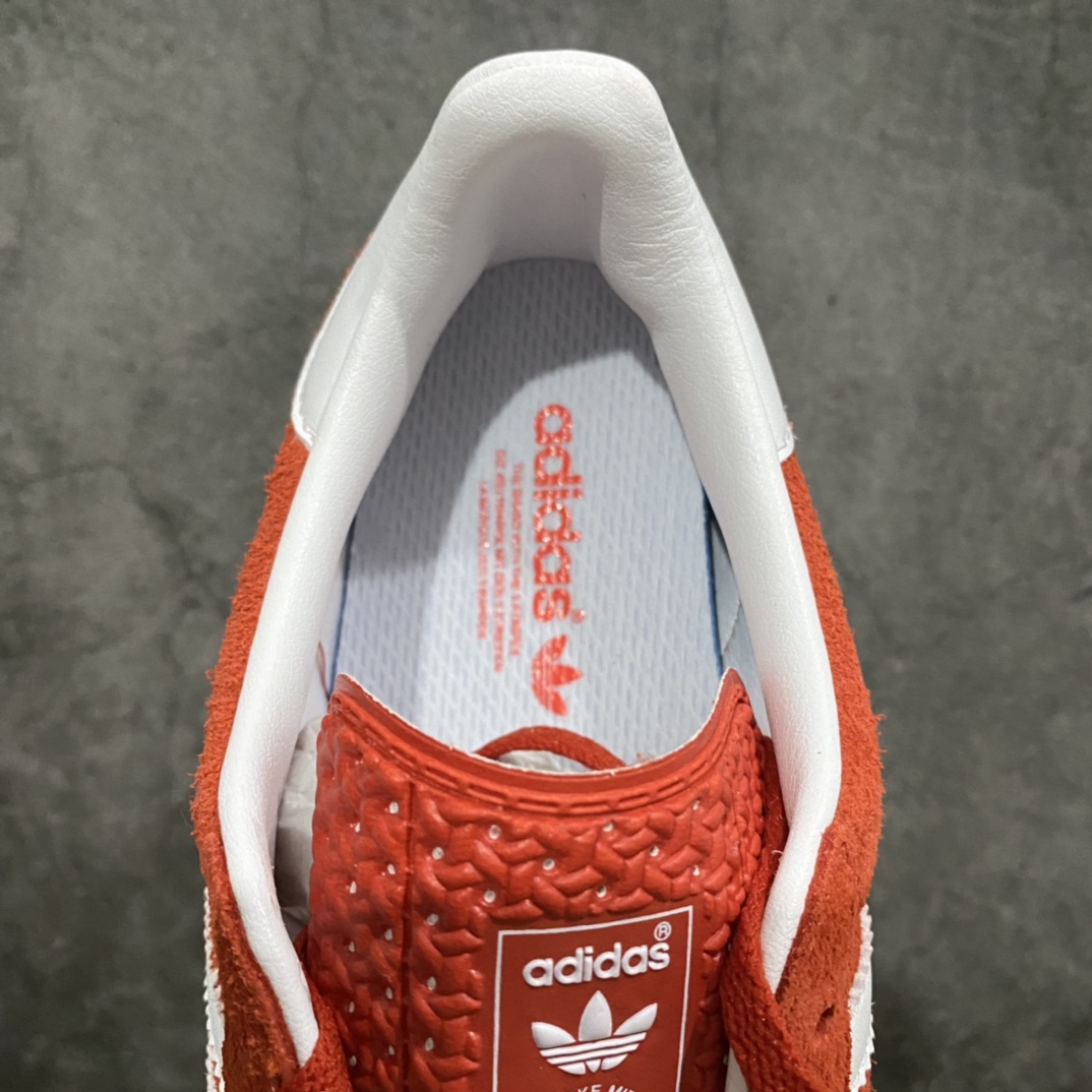 图片[8]-【纯原版】Adidas Originals Gazelle Indoor白橙色 HQ8718 三叶草复古休闲防滑耐磨低帮板鞋nn目前最高版 区别市场通货 正确粗反绒皮 正确鞋舌正确侧面压印凹陷烫金GAZELLE字母 海玻璃鞋垫背部刷胶n纸板中底也都是同步原鞋 高价零售主推版本 尺码：35 36 36.5 37 38 38.5 39 40 40.5 41 42 42.5 43 44 44.5 45-莆田鞋批发中心