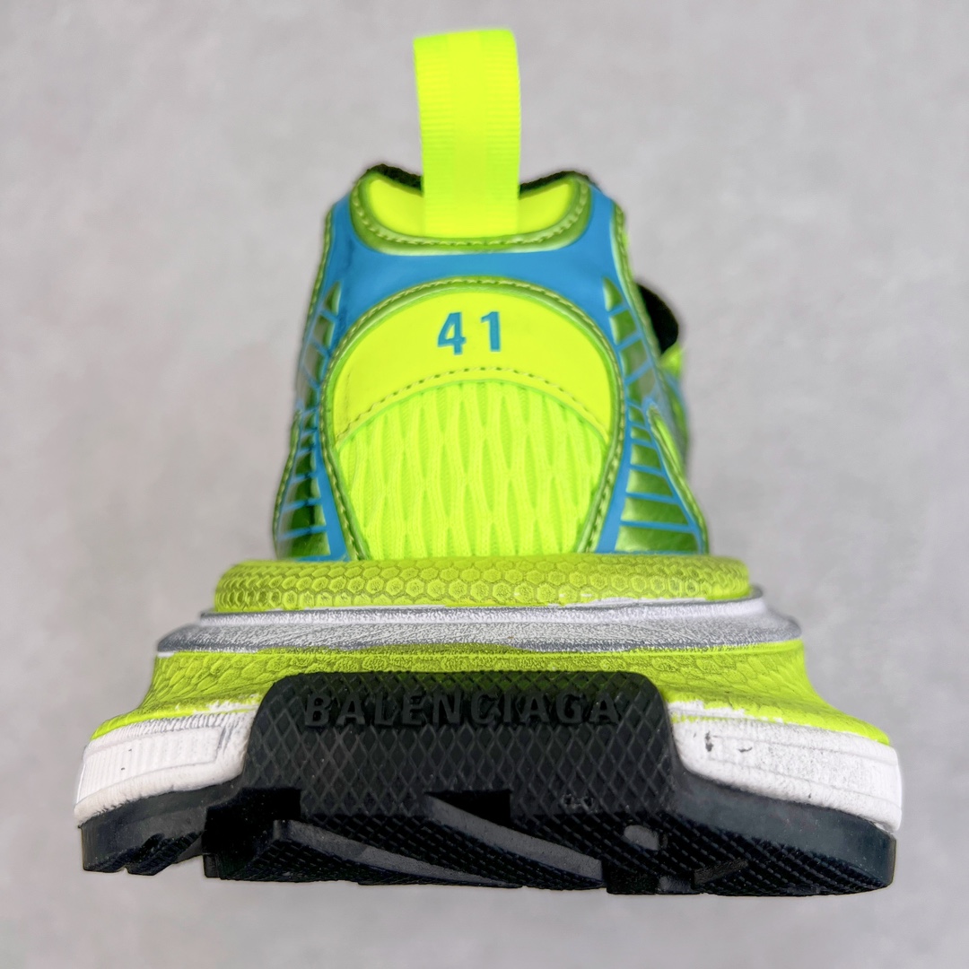 Balenciaga 3XL Sneakers Balenciaga 3XL Sneakers