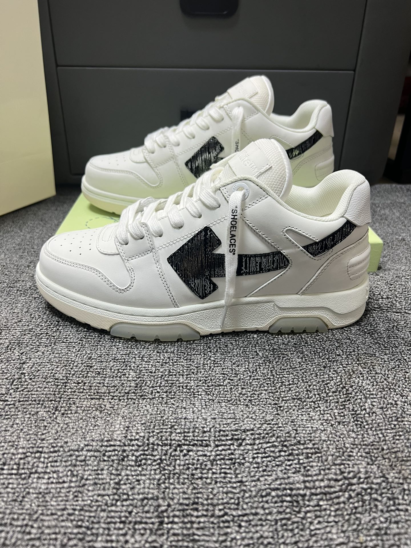 Off-White Casual Shoes White Unisex Cowhide Frosted Rubber Casual