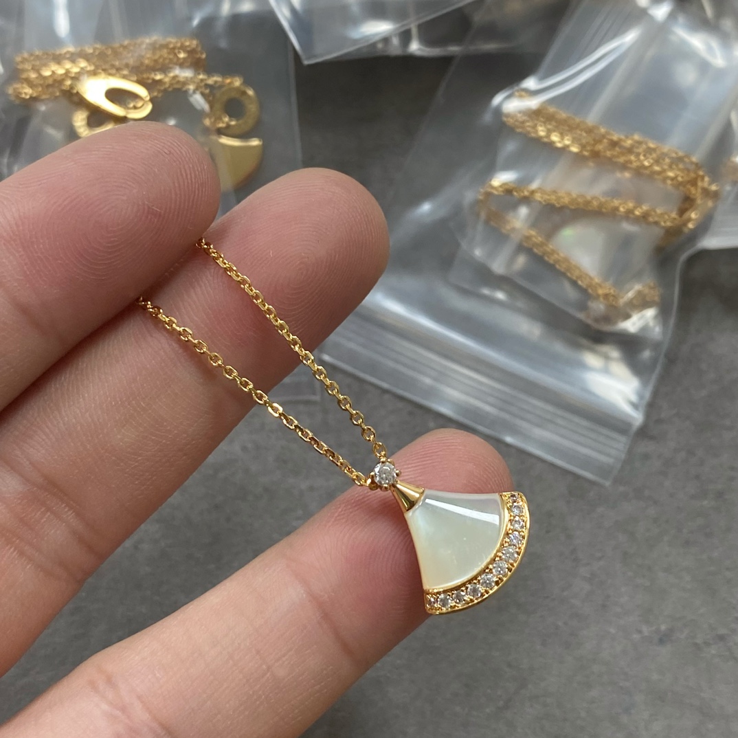 Bvlgari - Necklace
