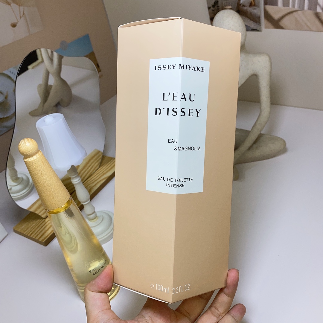 Issey Miyake L'Eau d'Issey Eau & Magnolia Eau de Toilette - 100ml 6 i1688195836 9348 5