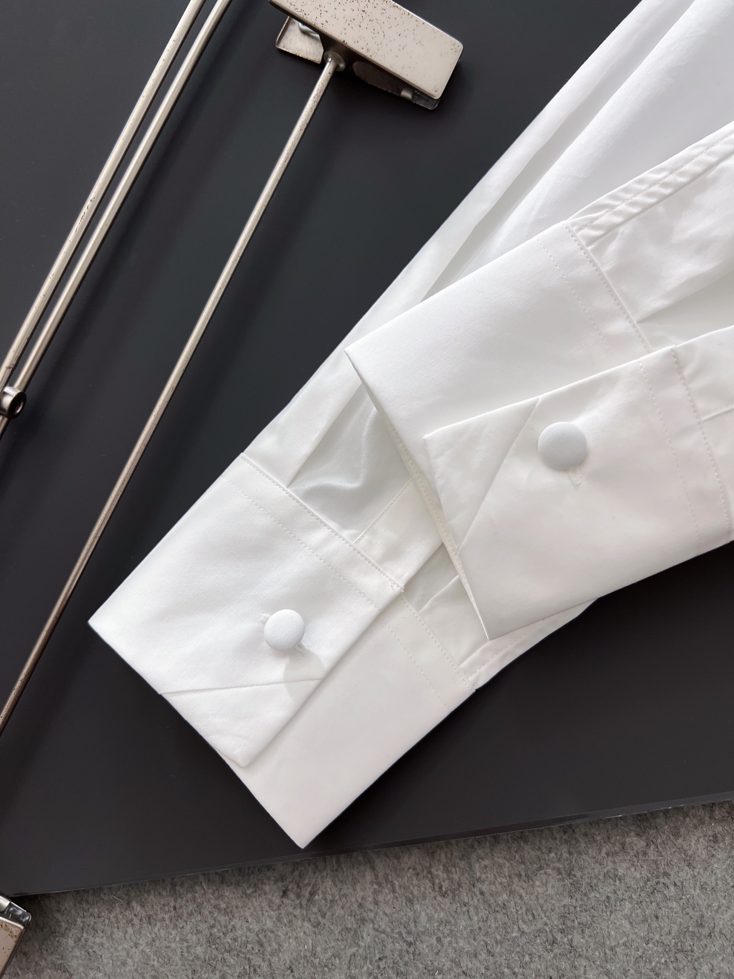 路易威登 Louis Vuitton 高定典藏名品高定成衣时装外套连衣裙衬衫T恤 #5C796D24 8