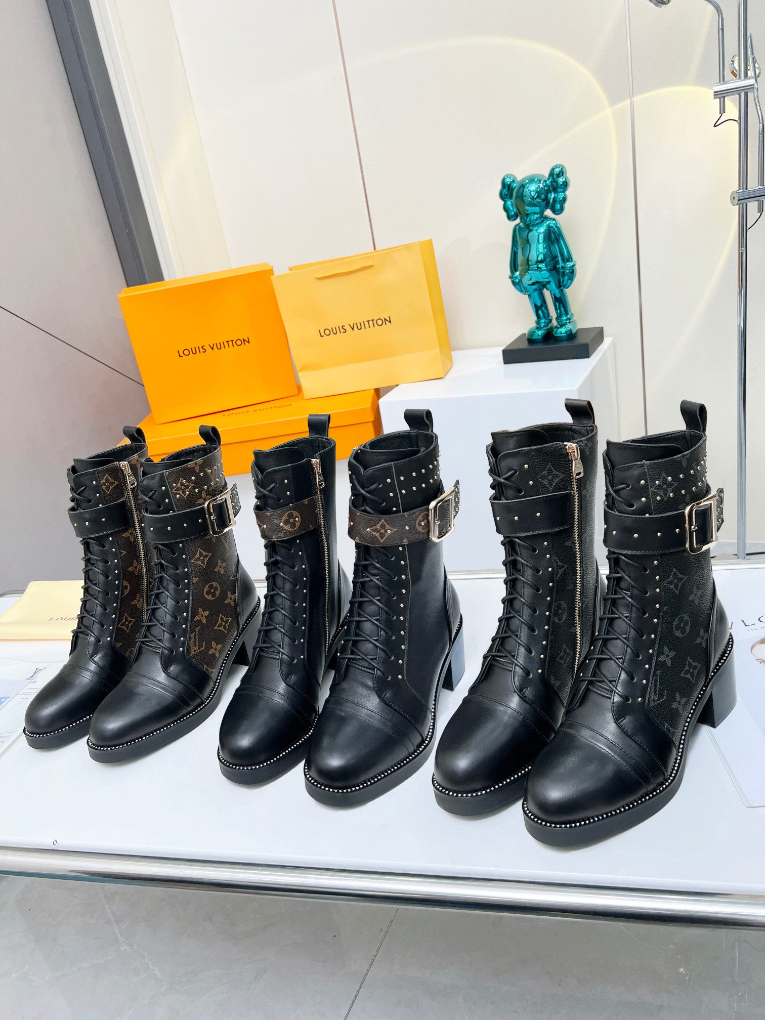 2023 el último contador sincronizado LV Louis Vuitton Martin botas de mercado de gama alta calidad d