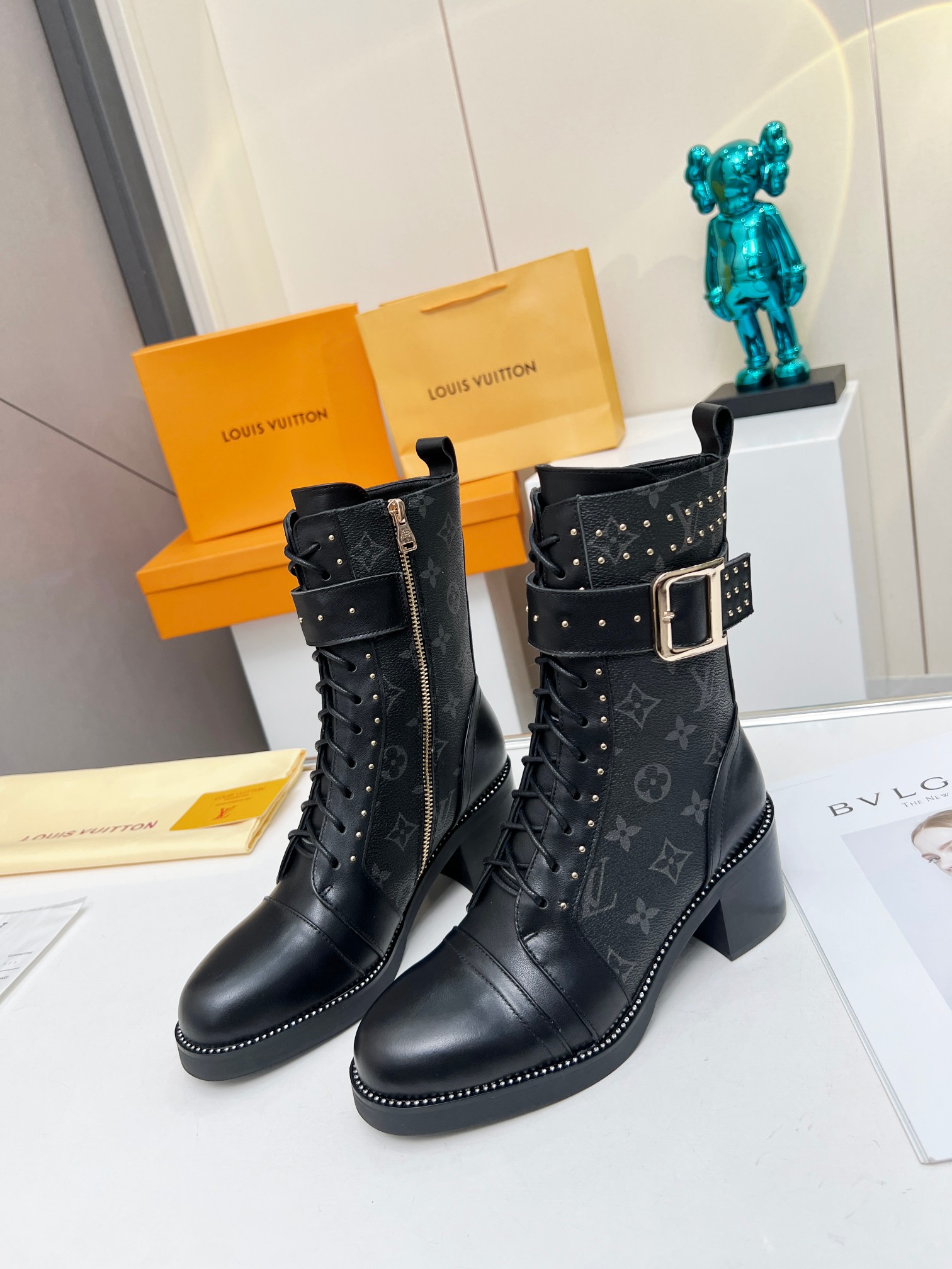 2023 el último contador sincronizado LV Louis Vuitton Martin botas de mercado de gama alta calidad d