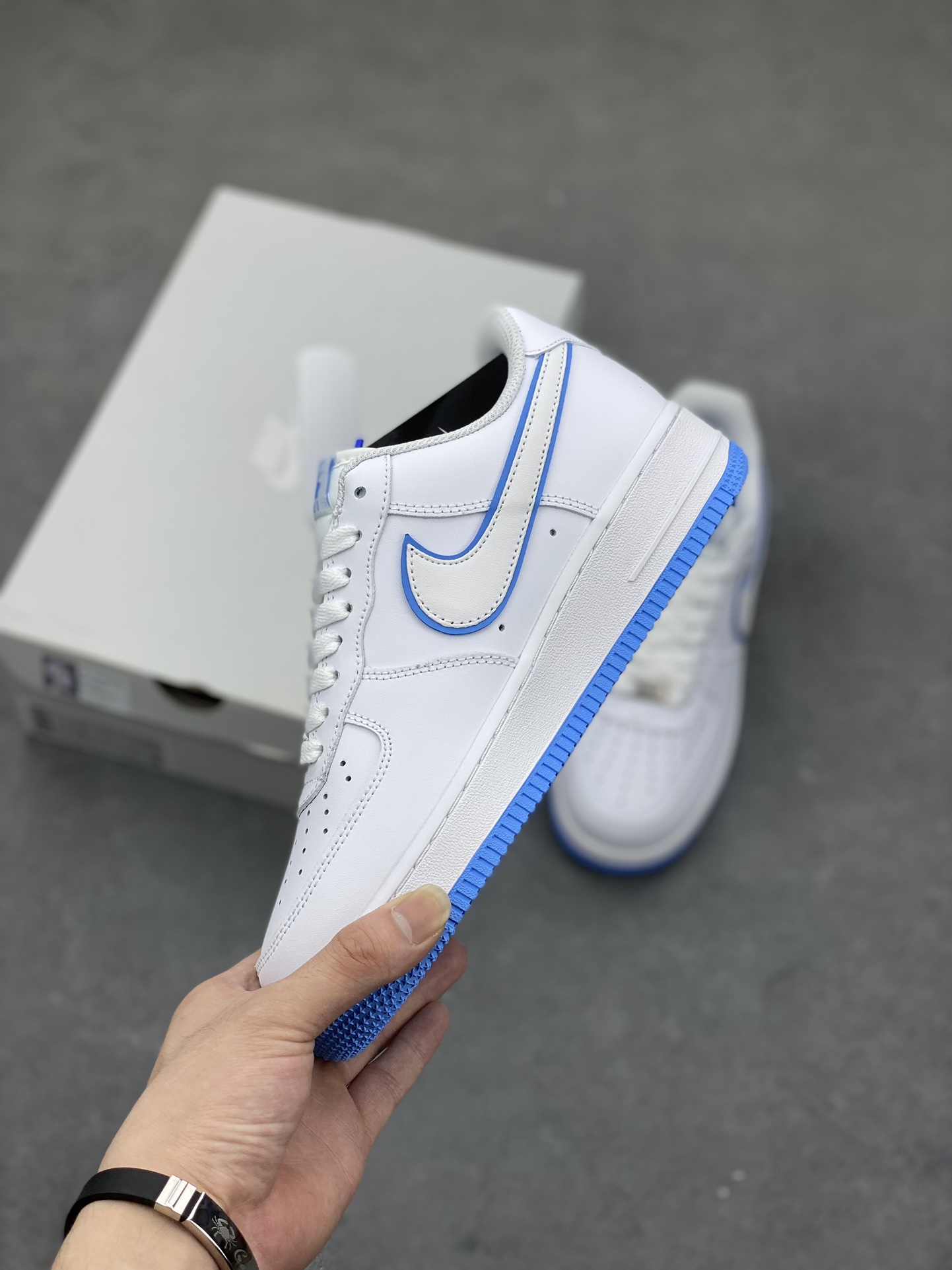 Nike Air Force 1 '07 Low White/Blue Casual Sneakers DV0788-101 4 i1688237073 3153 2