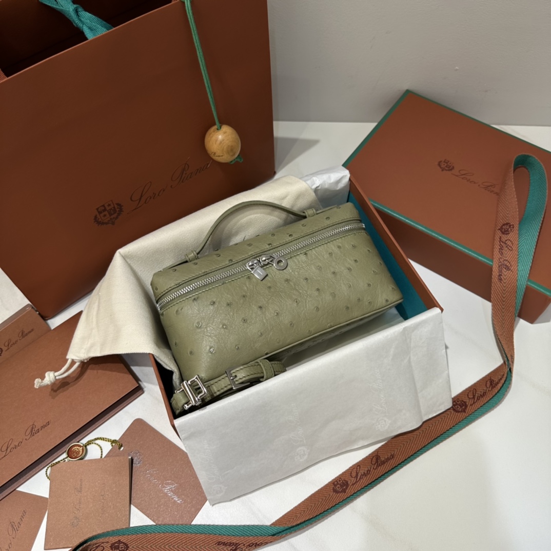 𝐋𝐨𝐫𝐨 𝐏𝐢𝐚𝐧𝐚 🐦 Extra Bag 19 박스백 타조가죽 희귀가죽-최상급 품질
