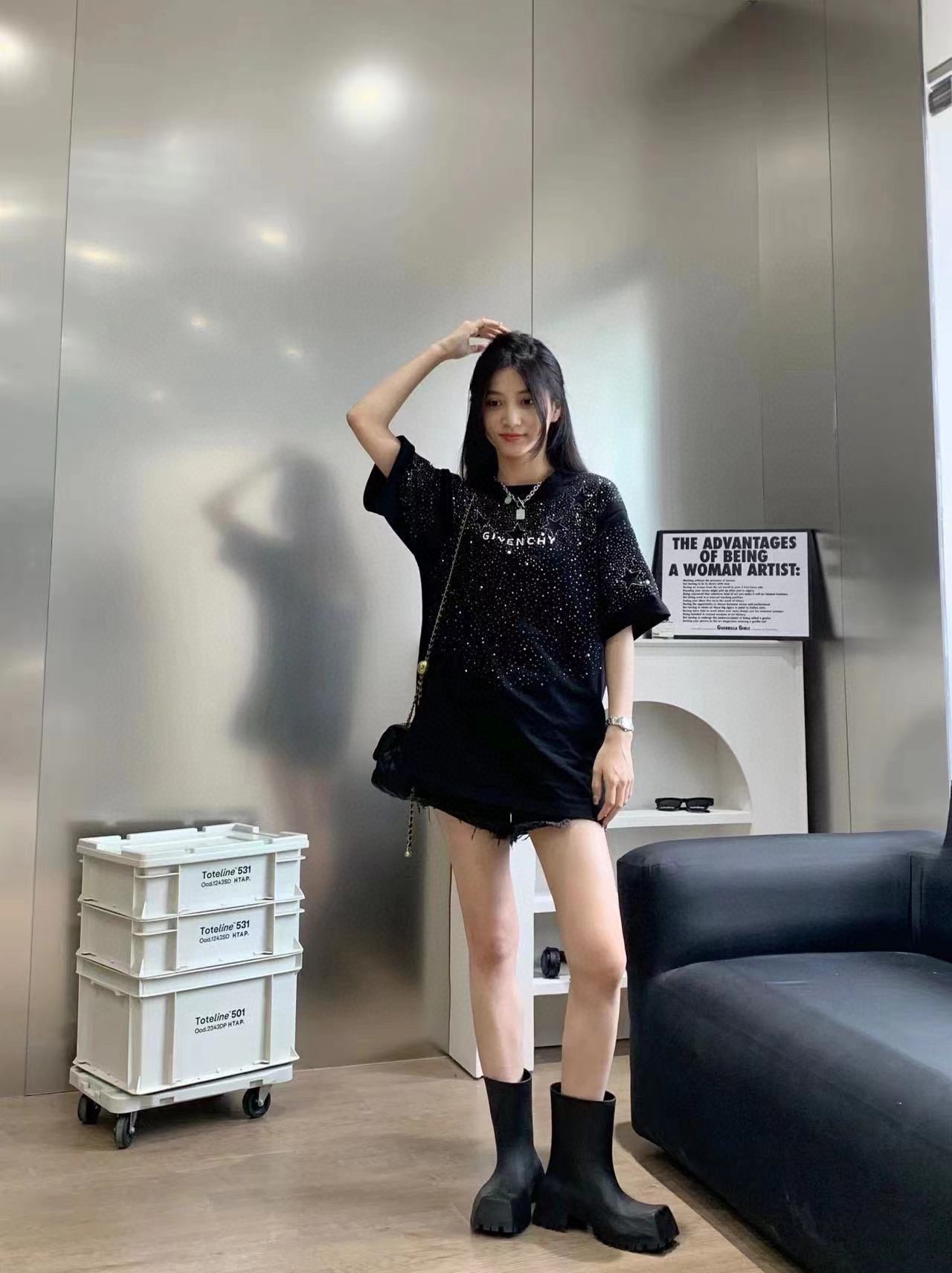 GIVENCHYGIVENCHY 23ss five-five star hot diamond short sleeve upper body effec