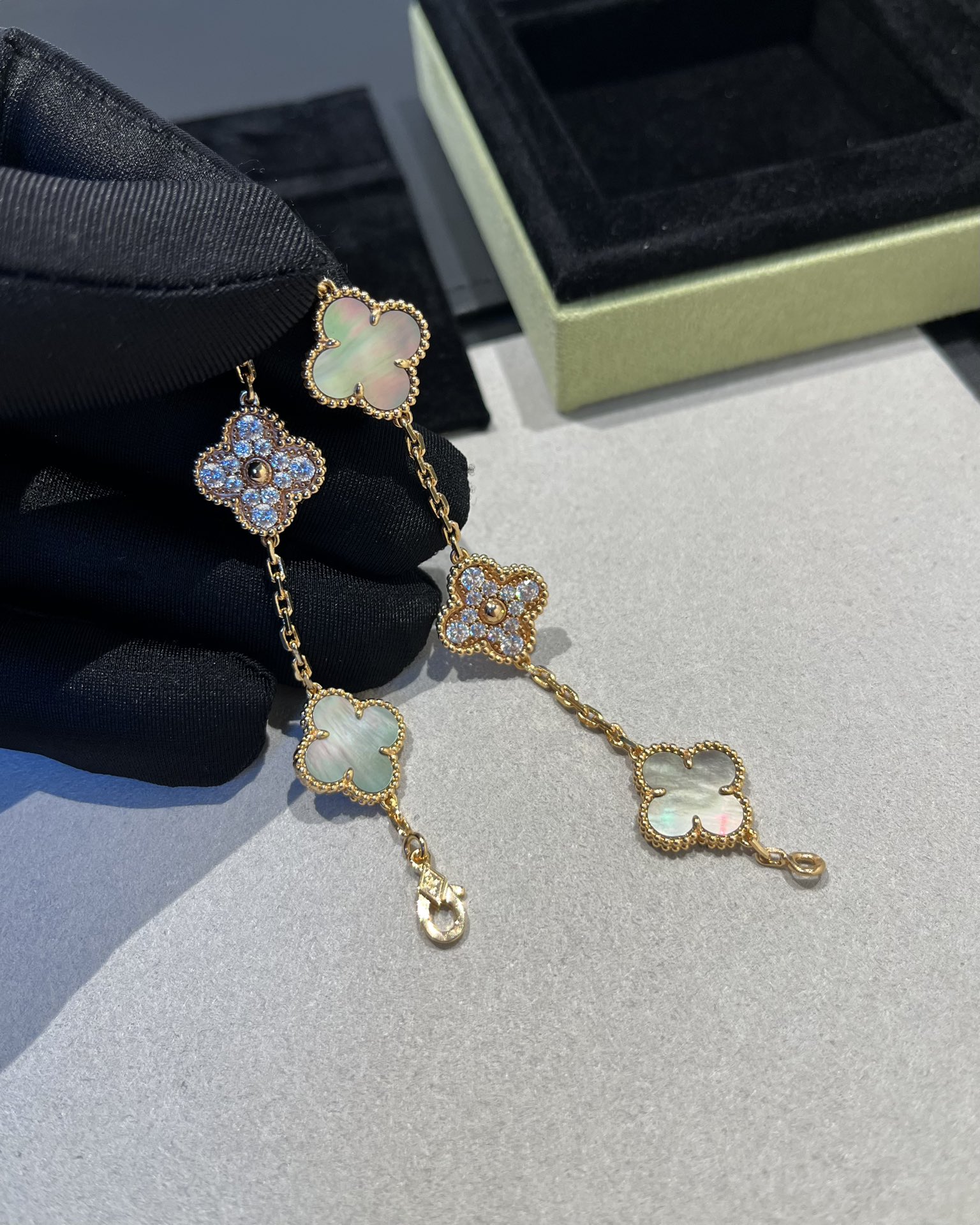 Van Cleef & Arpels vca 灰贝简钻五花手链 玫金色
