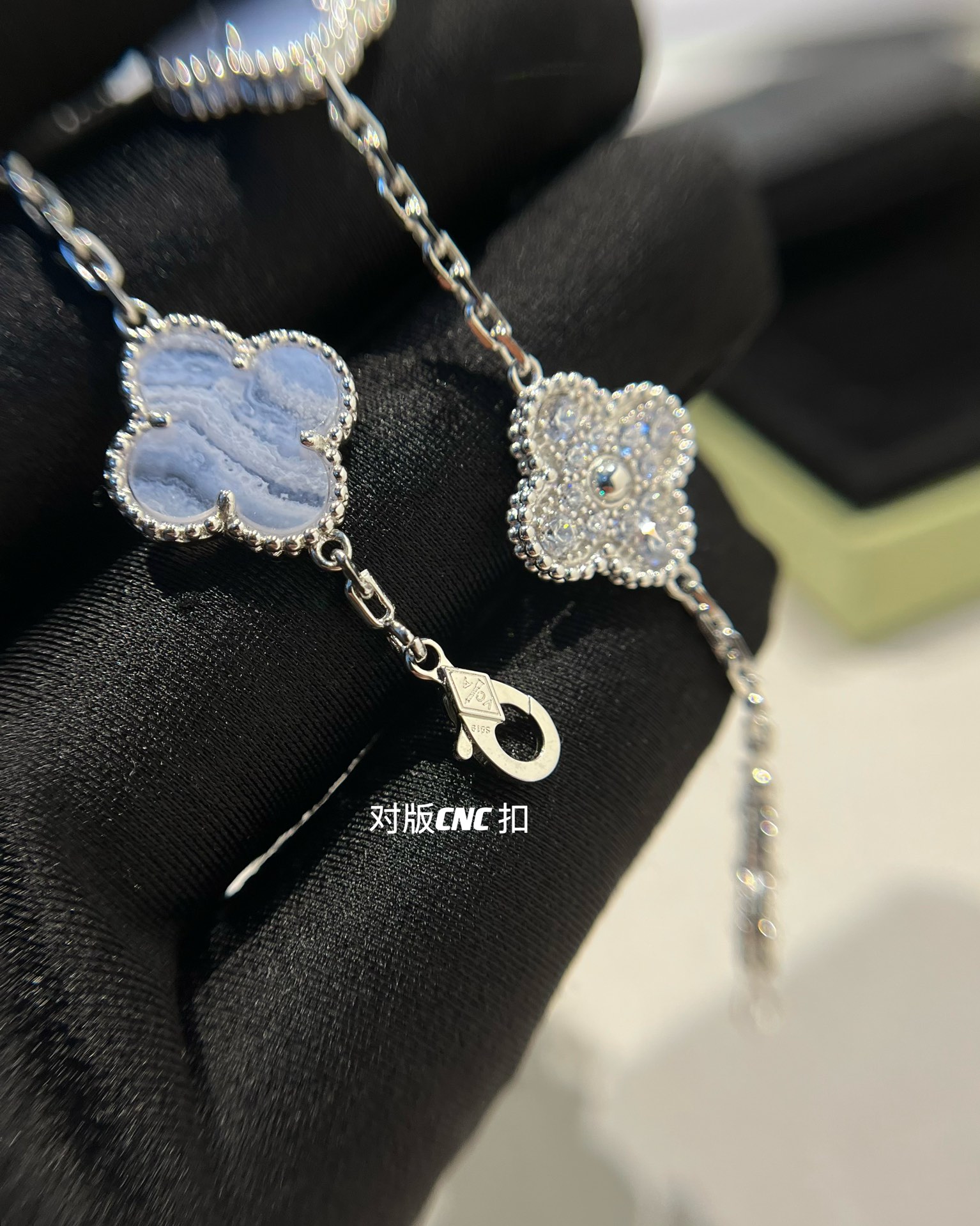 Van Cleef & Arpels vca天然紫玉髓简钻五花手链 白金色