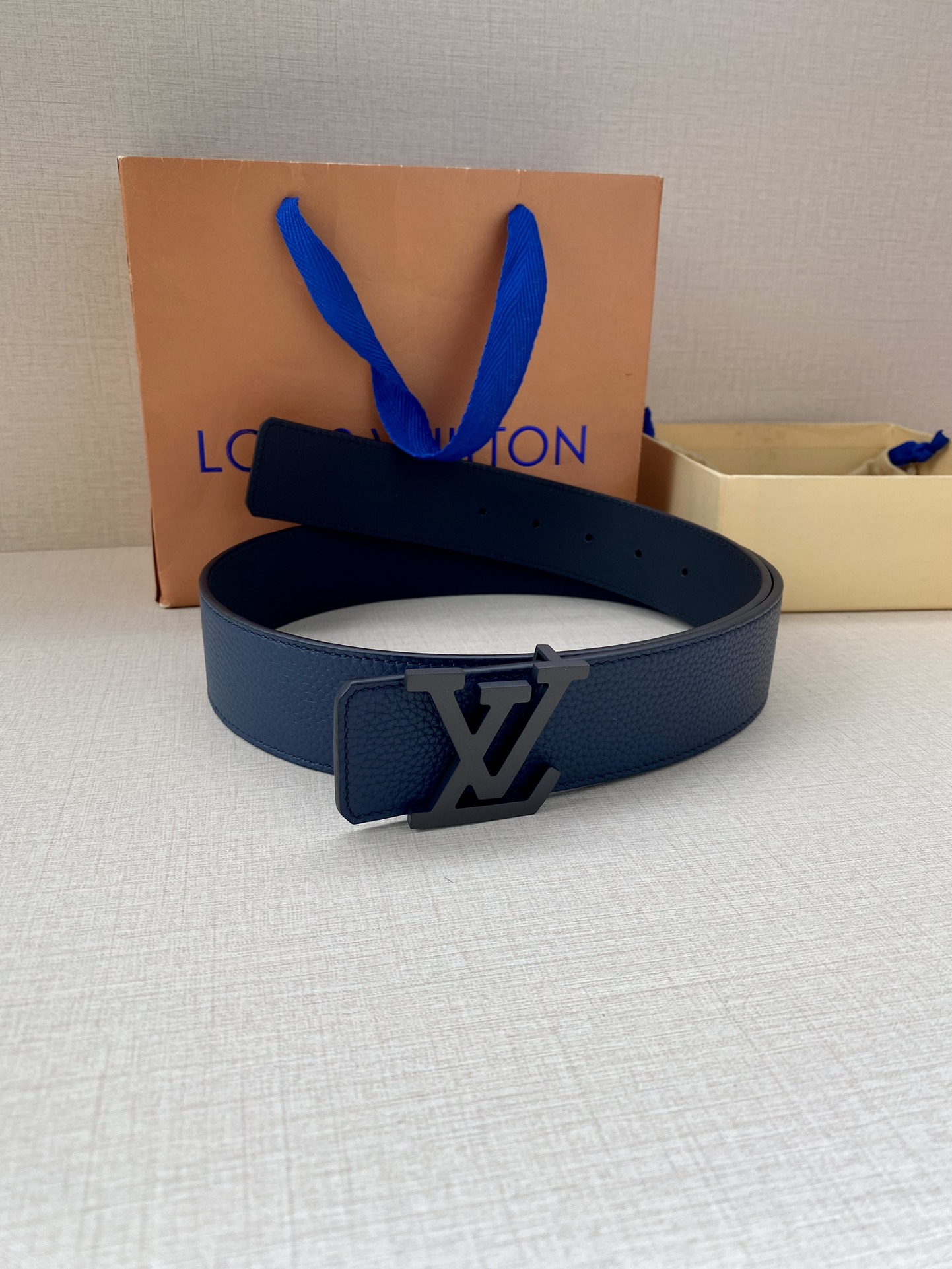 .0宽:LV单面荔枝皮底融汇摩登格调