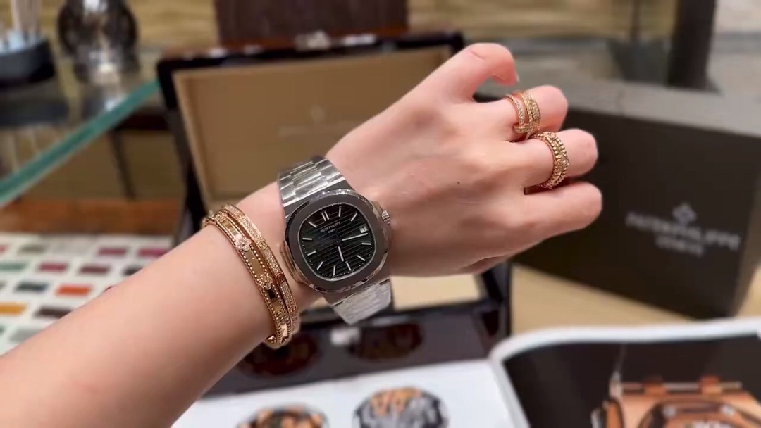 Nautilus Quadrante Verde