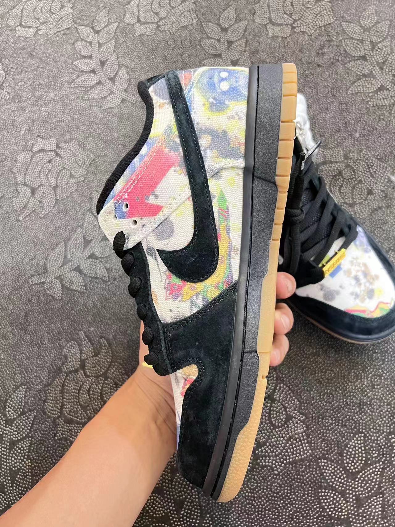 ? Nike Sup Dunk 黑彩配色?