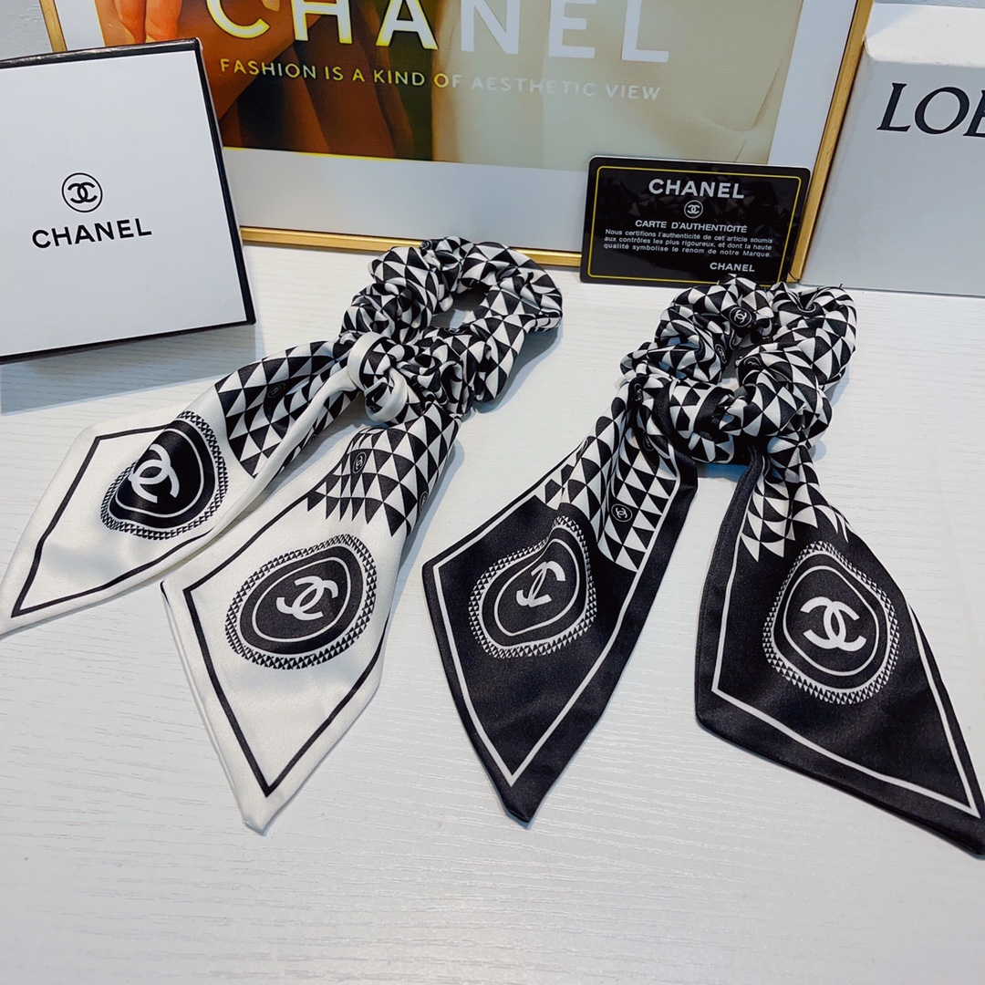 NO:281609,Chanel Xiaoxiang Chanel rubber band New style streamer rubber band hair ring ~ Temperament versatile little fairy must-have item Treasure style Close eyes recommended (single) hair accessories, hairpins, chanel, hairpins19860909Chanel小香 Chanel皮筋 新款飘带皮筋发圈 ～气质百搭小仙女必入单品 宝藏款 闭眼入推荐款（单个）发饰,发夹,chanel,hairpins,accessory