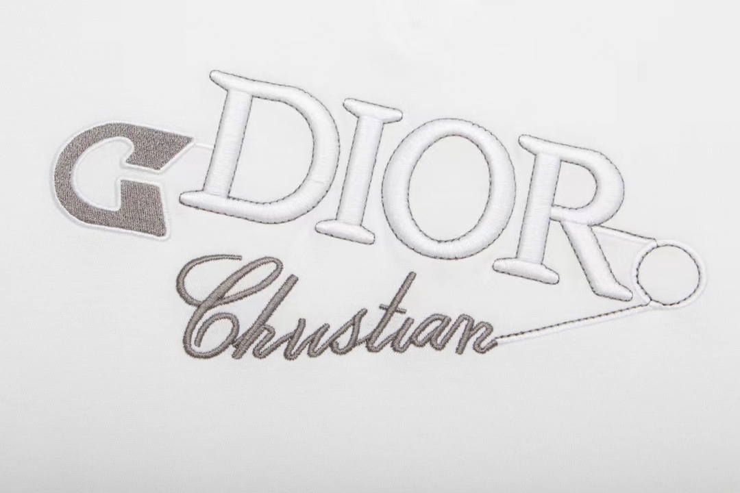 170 DIOR 大别针T恤男女同款宽松短袖