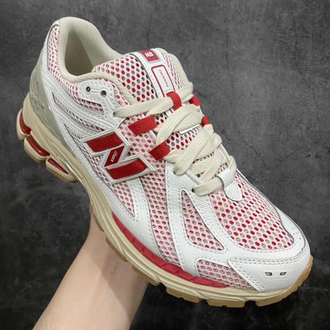 图片[3]-【M版纯原】新百伦New Balance NB1906 M1906RO 白红 全套原楦原纸板原厂数据开发 进口三明治网面 原装进口皮料正确绒感卡色 正确中底拉帮中底网布细节 原厂标裁 带紫光防伪 定制后跟透明水晶模块 冲裁组合 大底贴合程度胶水上色把控完美 整洁度挑战全网艺术家 多道序QC把关品质完善 匠心打造 耗时两个月开发完成 工艺极其复杂难度可想而知 新开独立私模大底 全网唯一正确六层组合大底 高端零售专供产物Size：36 36.5 37 37.5 38 38.5 39.5 40 40.5 41.5 42 42.5 43 44 44.5 45 46.5 47-莆田鞋批发中心