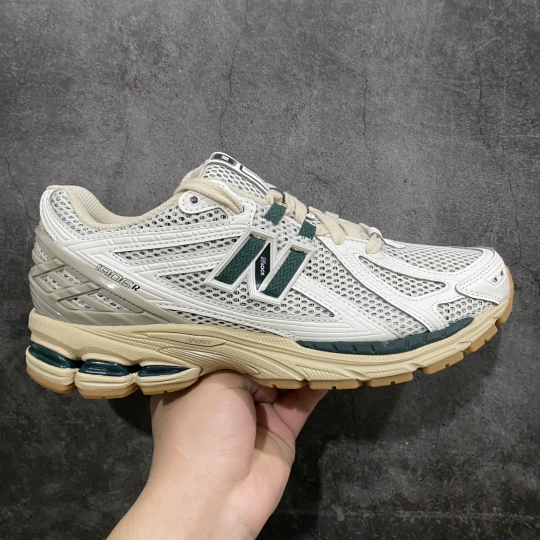 【M版纯原】新百伦New Balance NB1906 M1906RQ 复古绿n 全套原楦原纸板原厂数据开发 进口三明治网面 原装进口皮料正确绒感卡色 正确中底拉帮中底网布细节 原厂标裁 带紫光防伪 定制后跟透明水晶模块 冲裁组合 大底贴合程度胶水上色把控完美 整洁度挑战全网艺术家 多道序QC把关品质完善 匠心打造 耗时两个月开发完成 工艺极其复杂难度可想而知 新开独立私模大底 全网唯一正确六层组合大底 高端零售专供产物Size：36 36.5 37 37.5 38 38.5 39.5 40 40.5 41.5 42 42.5 43 44 44.5 45 46.5 47-莆田鞋批发中心