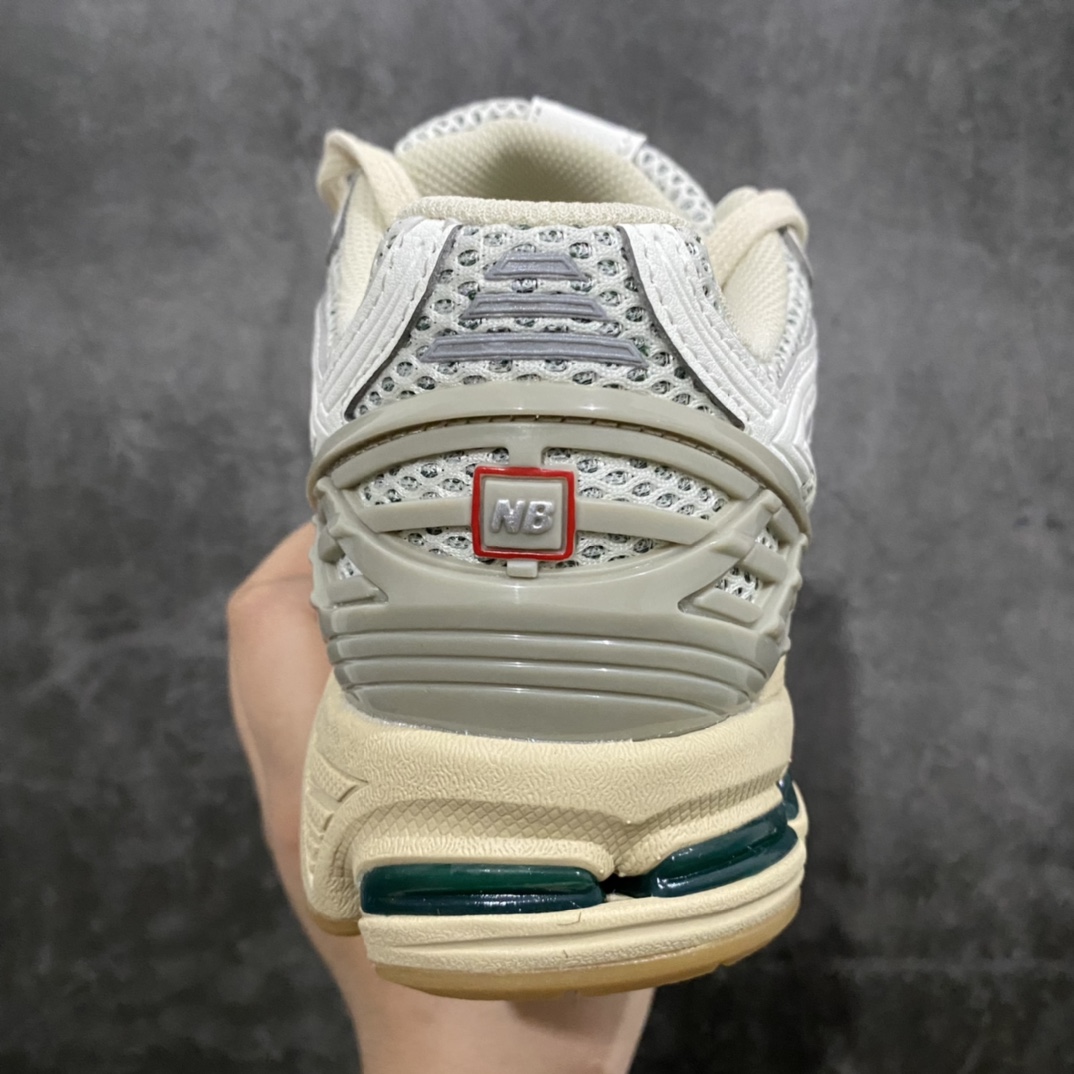 图片[4]-【M版纯原】新百伦New Balance NB1906 M1906RQ 复古绿n 全套原楦原纸板原厂数据开发 进口三明治网面 原装进口皮料正确绒感卡色 正确中底拉帮中底网布细节 原厂标裁 带紫光防伪 定制后跟透明水晶模块 冲裁组合 大底贴合程度胶水上色把控完美 整洁度挑战全网艺术家 多道序QC把关品质完善 匠心打造 耗时两个月开发完成 工艺极其复杂难度可想而知 新开独立私模大底 全网唯一正确六层组合大底 高端零售专供产物Size：36 36.5 37 37.5 38 38.5 39.5 40 40.5 41.5 42 42.5 43 44 44.5 45 46.5 47-莆田鞋批发中心