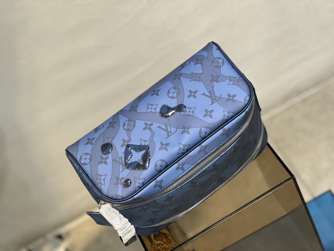 M82337 Blue / Green Water Drop Collection Dopp Kit Toiletry Bag - Bag 5