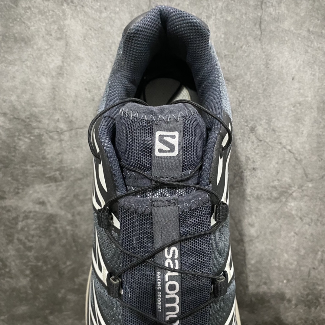 图片[8]-【纯原版】 Salomon XT-6 ADV For DSMn萨洛蒙复古潮流户外机能登山跑鞋 黑灰n纯原外贸平台特供订单耗时半年巨作 全套原纸板楦头开发原厂特供网布配套加持 确保原汁原味n完美呈现版型 原档数据独家私模五层组合大底男女鞋同步官方开发至46.5原装Ortholite轻量化鞋垫 中底布带钢印编号原厂TPU锁扣 进口港宝加持后跟自然饱满 还原公司包裹性鞋面以“锯齿”状的包裹系统呈现在基色底之下加入了各种色点缀将公司的最新技术和时尚前卫的造型融入耐用的长跑款式中鞋面由 TPU 薄膜制成 并焊接在高耐磨网眼上 使其既时尚又坚固 由 ACS底盘支撑 可增强稳定性和支撑力 以及由橡胶凸耳 Contragrip外底覆盖的 EVA 缓冲中底 旨在应对崎岖的地形 鞋舌上的彩色Salomon 标签、Quicklace 系统以及鞋头、鞋舌和鞋跟上的附加品牌使细节更加完美 让穿着者可以轻松驾驭户外与通勤下的任何运动生活场景 无缝鞋身户外随意纵横 颜值与脚感兼备 出街通勤 绝对非常吸睛 你值得拥有 尺码：41 42 42.5 43 44 44.5 45 46 46.5-莆田鞋批发中心