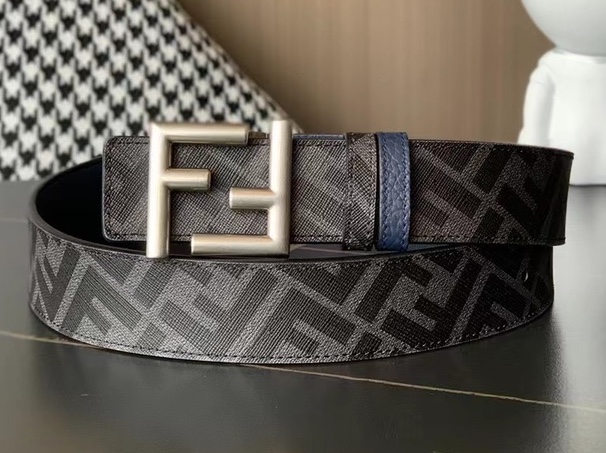 Fendi 礼盒 芬迪 FENDI亮面双F标志 · 意大利进口小荔枝牛皮 · BAGUETTE系列 · 𝟑