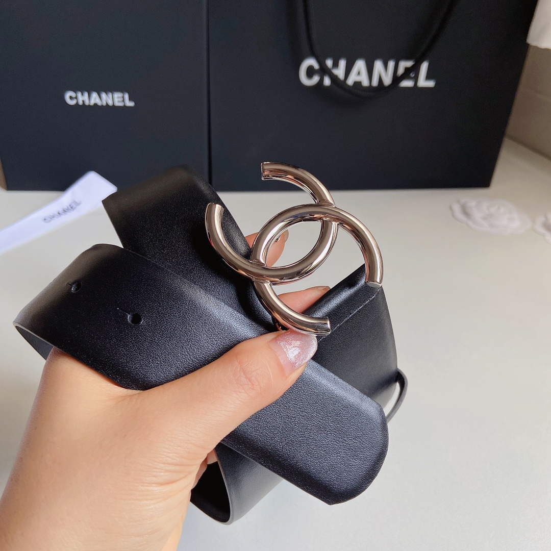 小香4.0Cm双面小牛皮与精品贵金属
