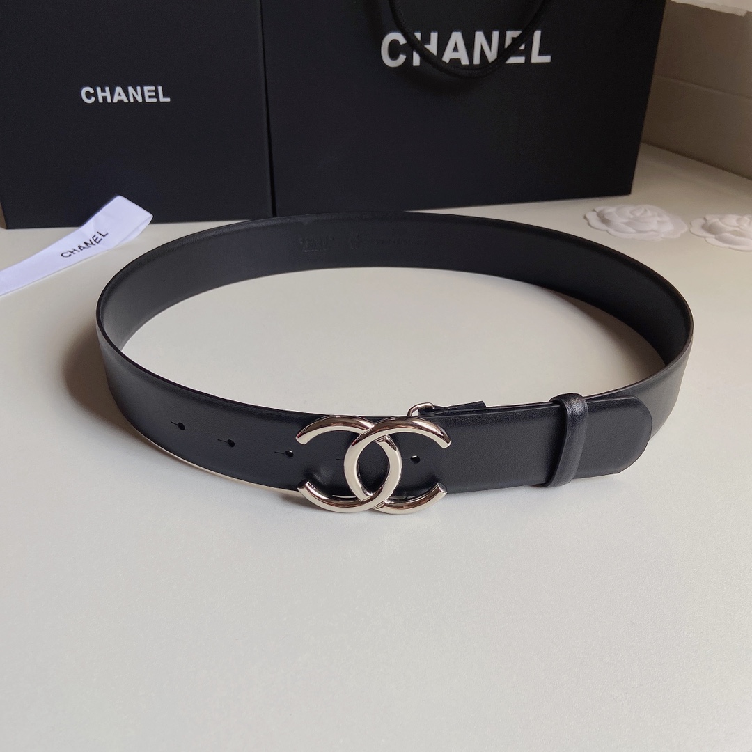 小香4.0Cm双面小牛皮与精品贵金属