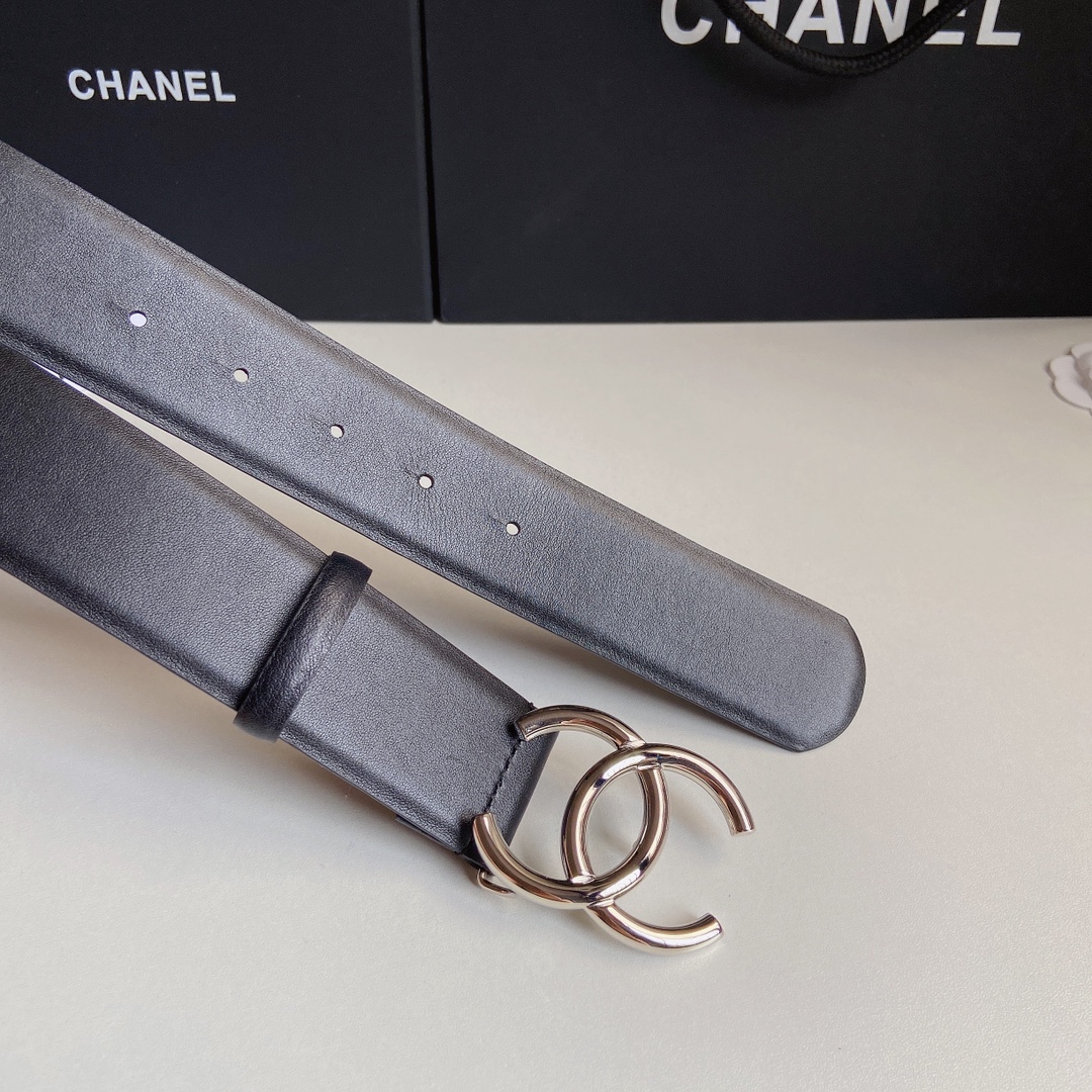 小香4.0Cm双面小牛皮与精品贵金属