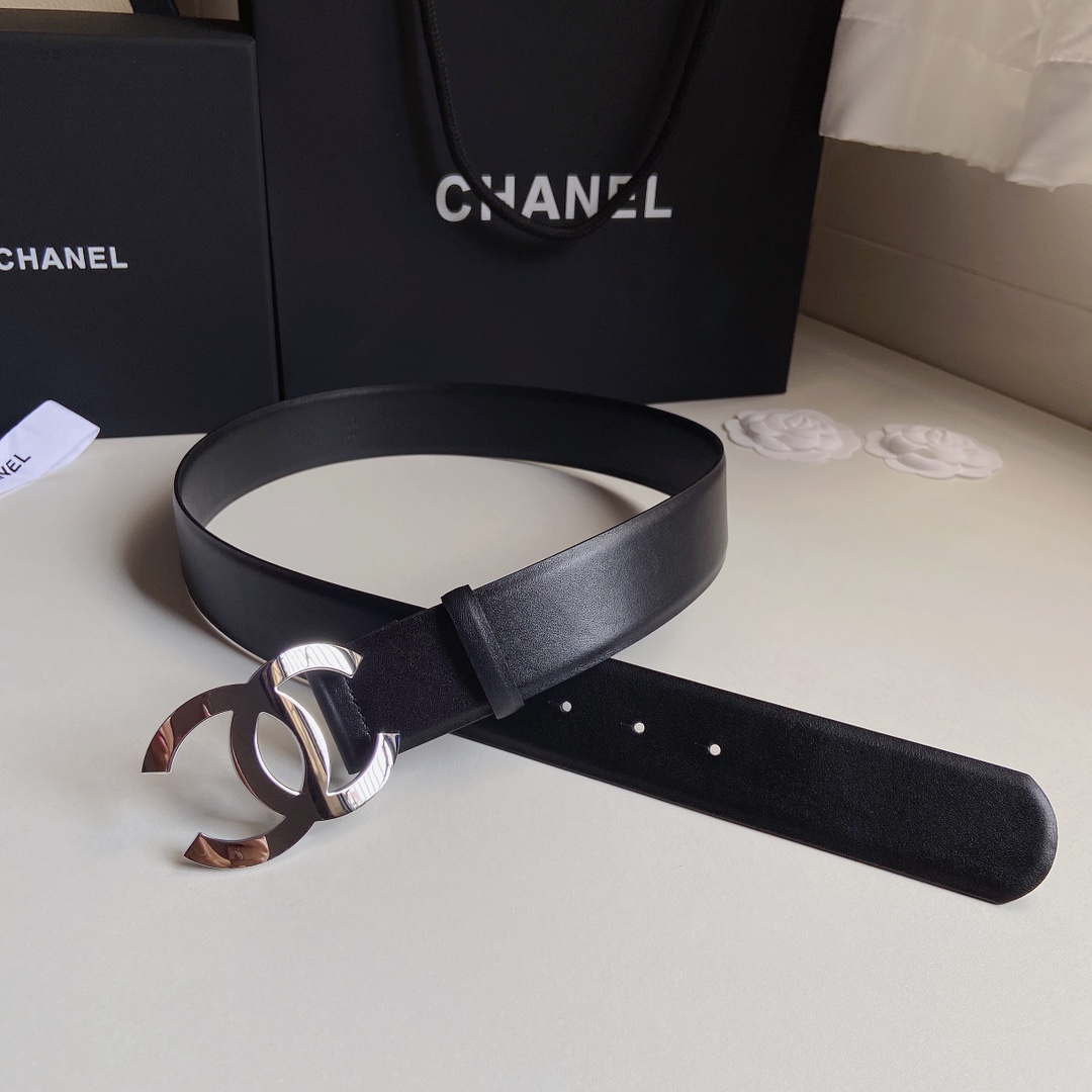 小香4.0Cm双面小牛皮与精品贵金属