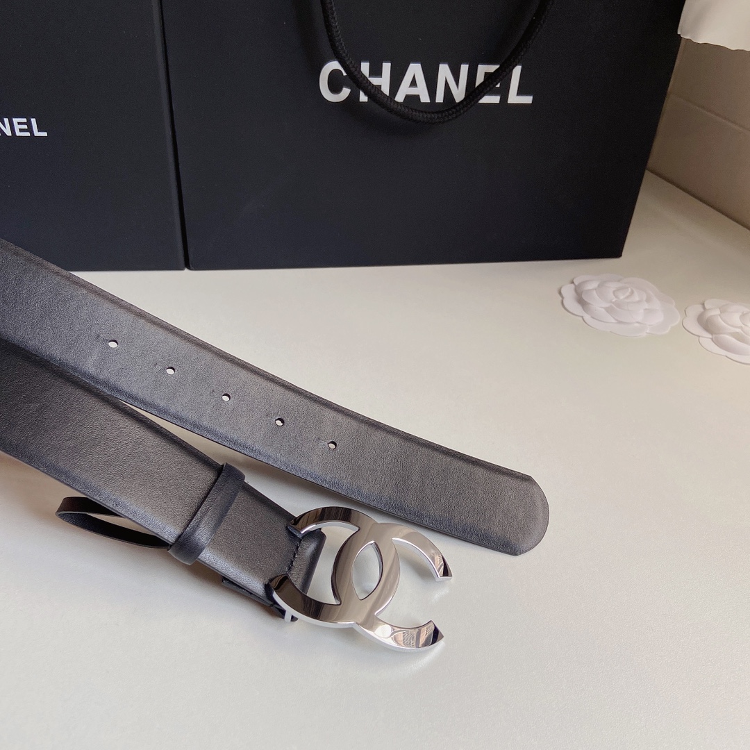 小香4.0Cm双面小牛皮与精品贵金属