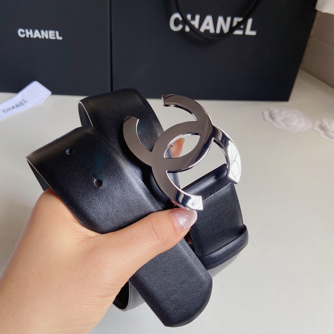 小香4.0Cm双面小牛皮与精品贵金属