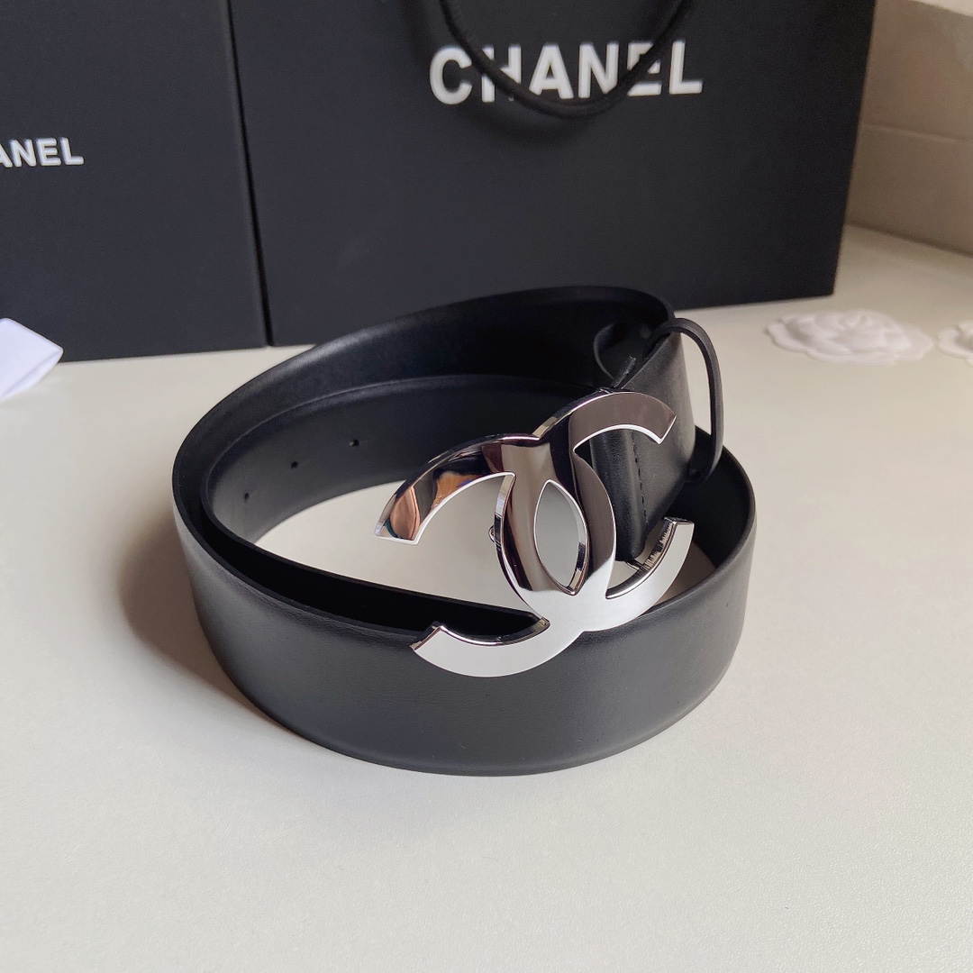 小香4.0Cm双面小牛皮与精品贵金属