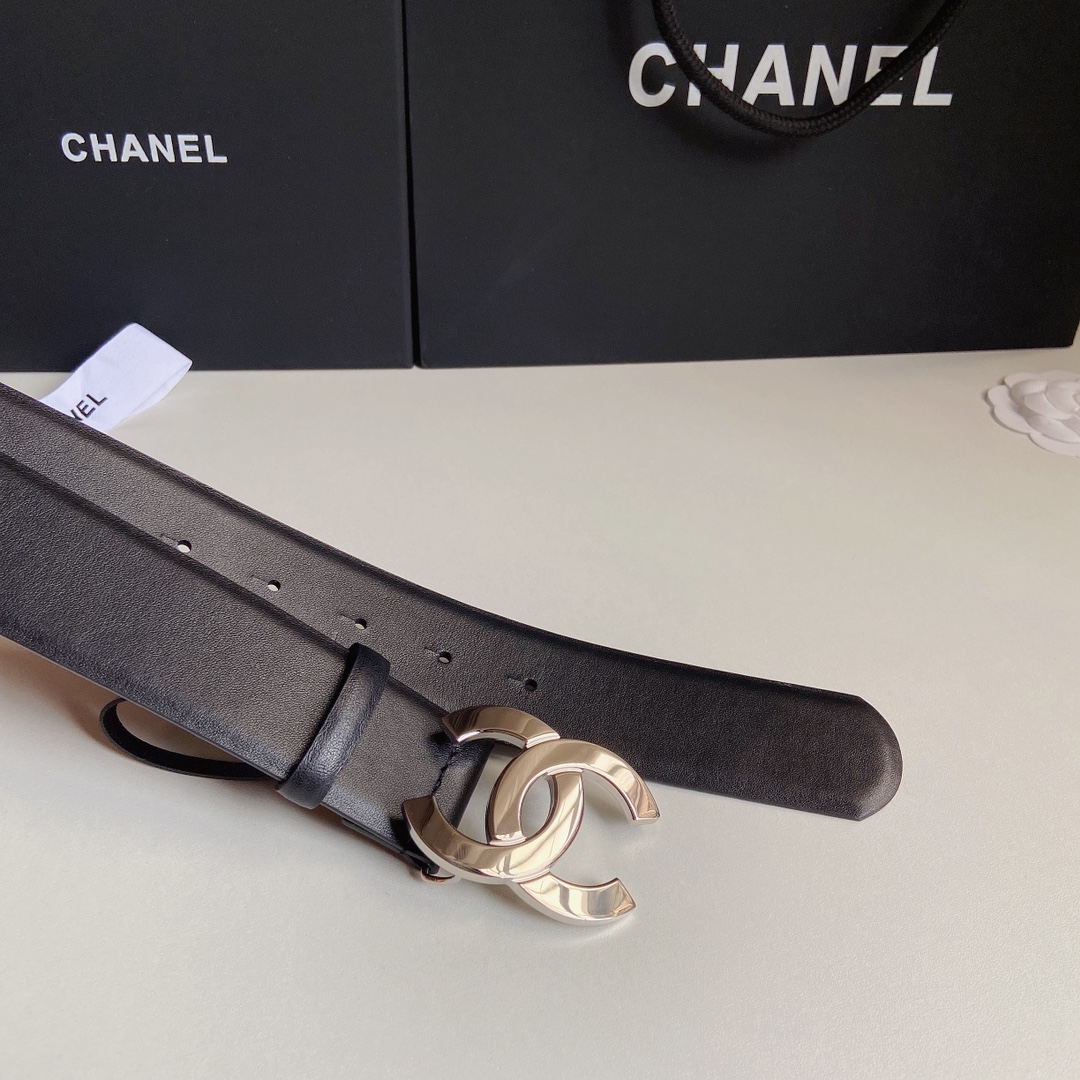小香4.0Cm双面小牛皮与精品贵金属