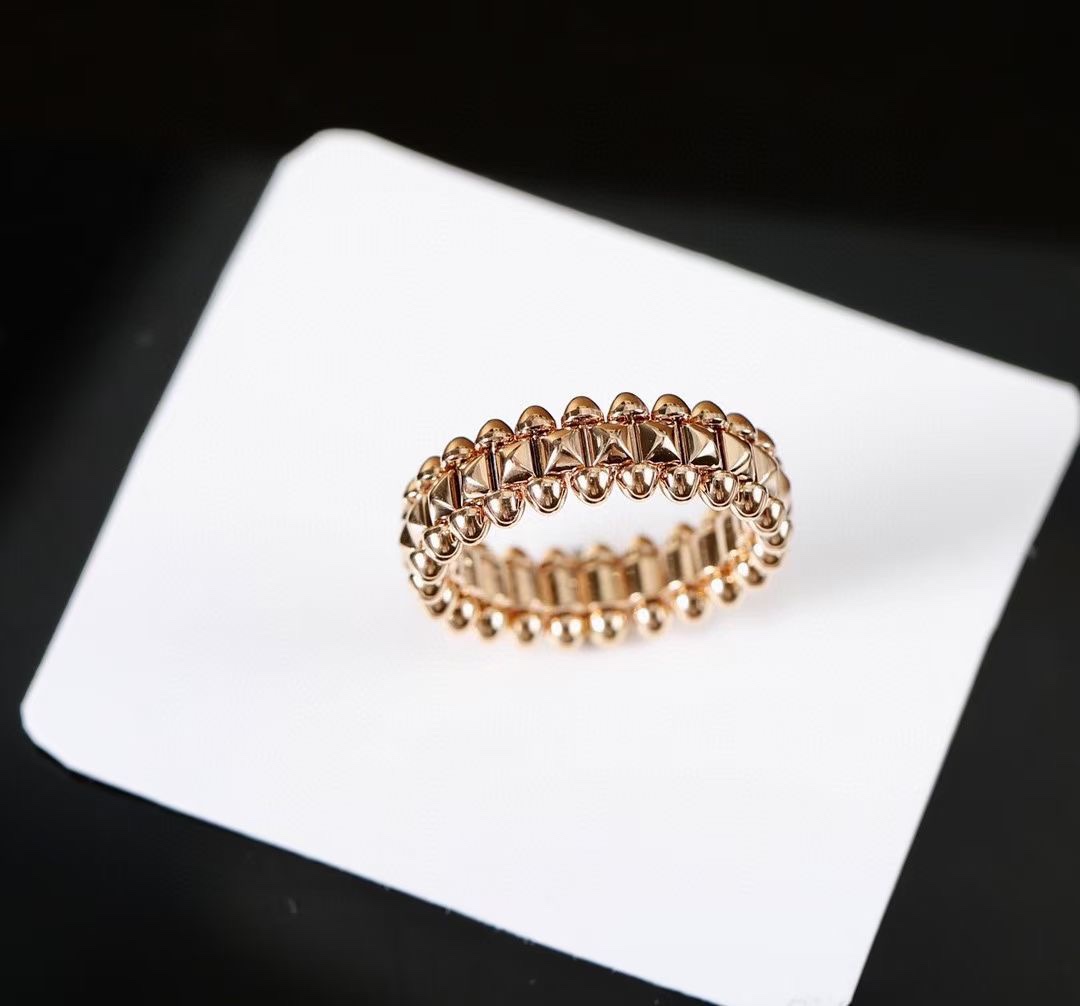 Cartier Cartier 卡地亚新款子弹头 铆钉戒指