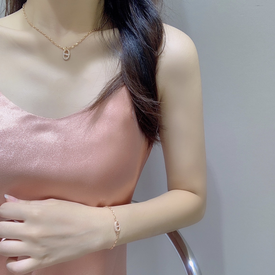 NO:632329,The upper body effect is super simple, available in three colors, Cardia high-end jewelry19860909上身效果超简约 三色都有,,卡迪亚高端饰品,Jewelry