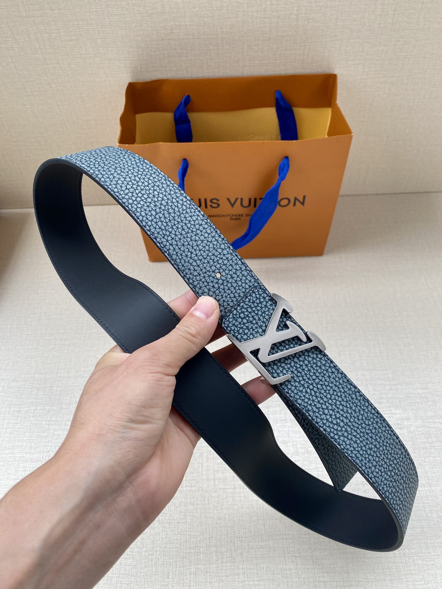 LVShapeMNGClimbing