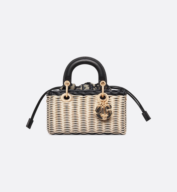 Dior Official website synchronization