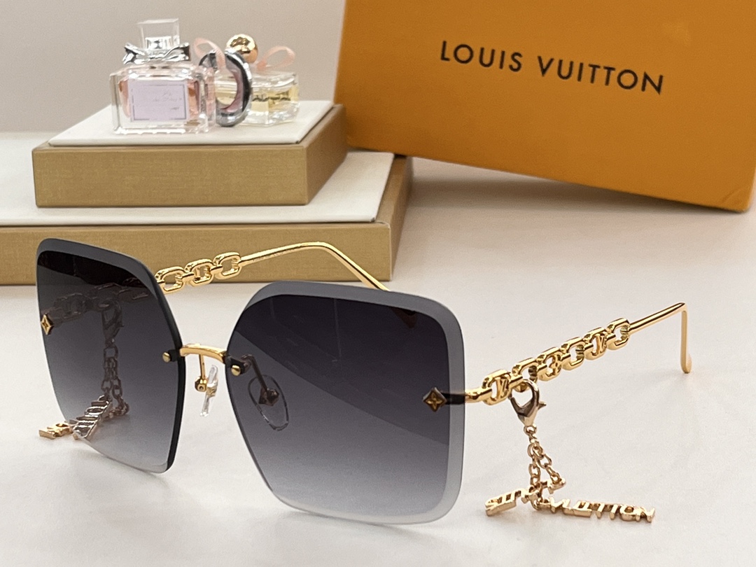  仙女版 耳坠吊坠款🧚‍♀️ 
LOUIS VUITTO*Z1860U🌟
SIZE：61口14-140🌟