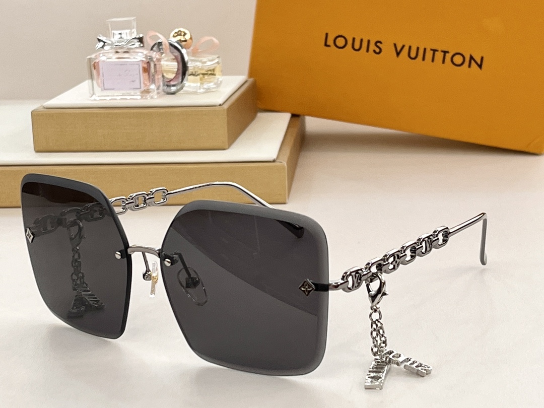  仙女版 耳坠吊坠款🧚‍♀️ 
LOUIS VUITTO*Z1860U🌟
SIZE：61口14-140🌟