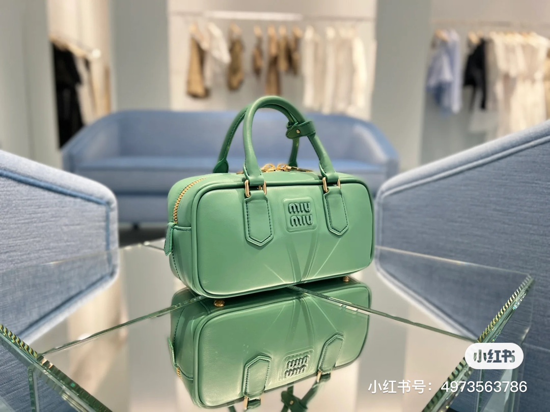 NO:197776,5 B B142, Miumiu, Miumiu198609095 B B142,MIUMIU,miumiu,Bag