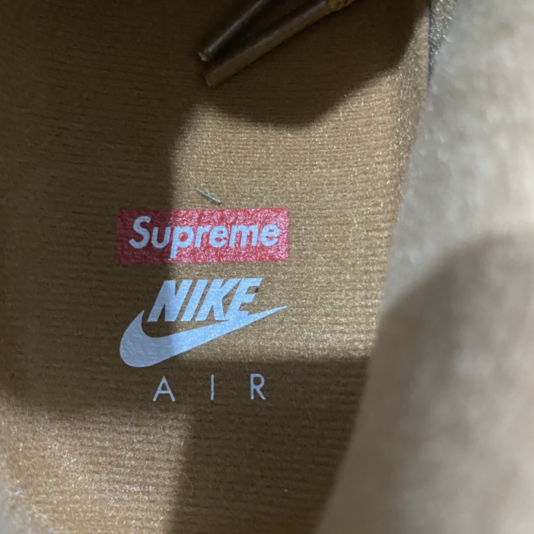 图片[5]-【外贸特供】Supreme x Nike Air Force 1 空军低帮板鞋“Sup小麦黄”顶级正确版 区别市场货！ 正确原盒翻盖盒 全套配件齐全 市场唯一正确版本 区别市场抽屉盒 原数据开发 防水麂皮头层鞋面材质 菲林稿转印字体,原厂高频工艺,多层印刷加厚处理 缜密中底拉帮工艺 内置全掌Air Sole气垫内底 货号：DN1555-200 尺码：36 36.5 37.5 38 38.5 39 40 40.5 41 42 42.5 43 44 44.5 45 46 47.5-选品中心