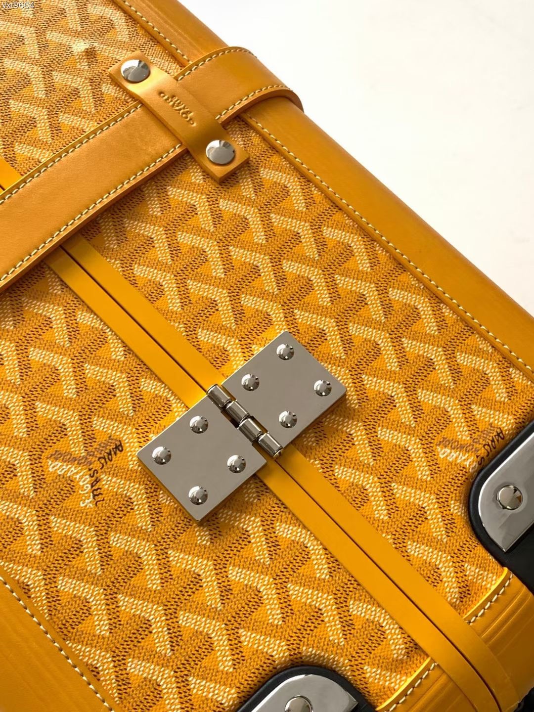 Goyard Hard Case Spinner Yellow Standard travel