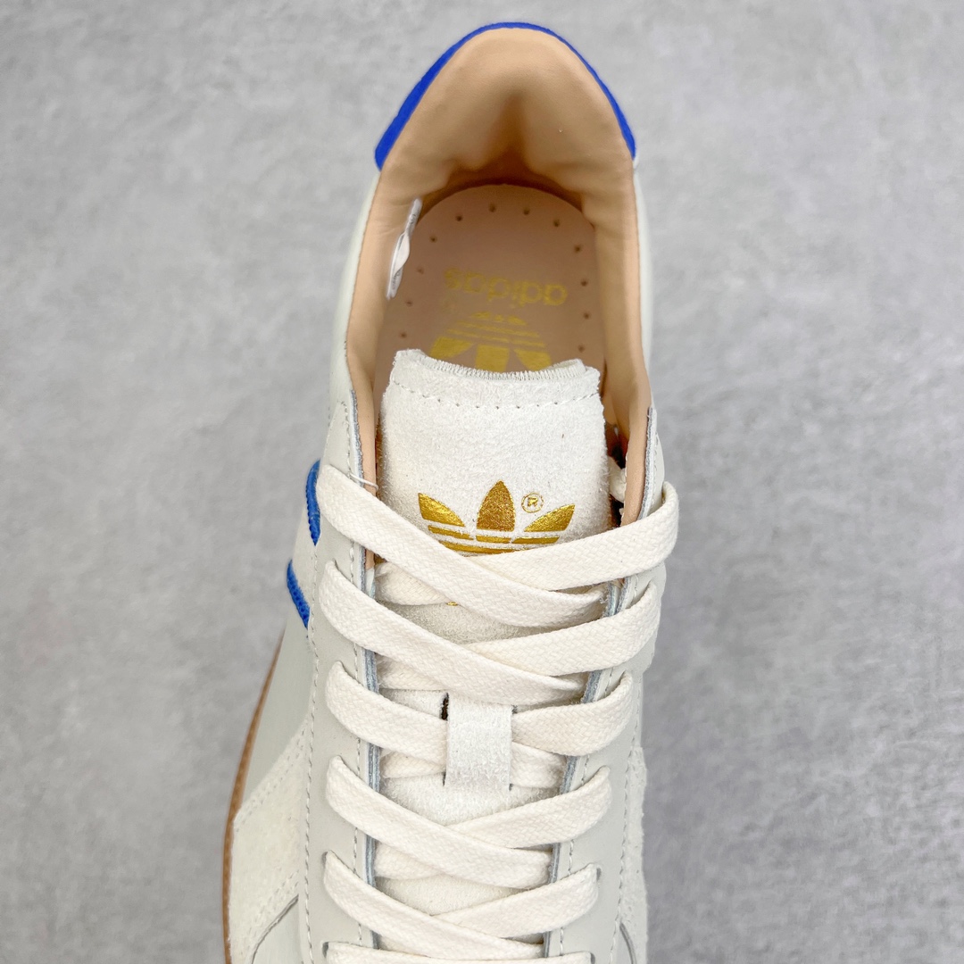 图片[5]-＃特价福利 AD Originals BW Army 德训系列绅士军用训练风百搭休闲运动板鞋 以有 40 年历史的 German Trainer 最早是一款专为德国联邦军定制的室内训练鞋 并由在斯洛伐克的工厂代工生产 如今却凭藉出众的外形设计成为众多时尚品牌青睐的对象 比如 Maison Margiela 出品的 Replica Sneaker 便是其中的佼佼者 而今季 Originals 也将重新推出一款以「德训」为蓝本的 BW Army 训练鞋 并带来白色和黑色两款最经典的元年设计 新鞋款除了采用优质皮革结合麂皮制作鞋身外 更还原了 German Trainer 最具代表性的生胶大底 辨识度满载之余也更加耐穿 尺码：36 36⅔ 37⅓ 38 38⅔ 39⅓ 40 40⅔ 41⅓ 42 42⅔ 43⅓ 44-选品中心