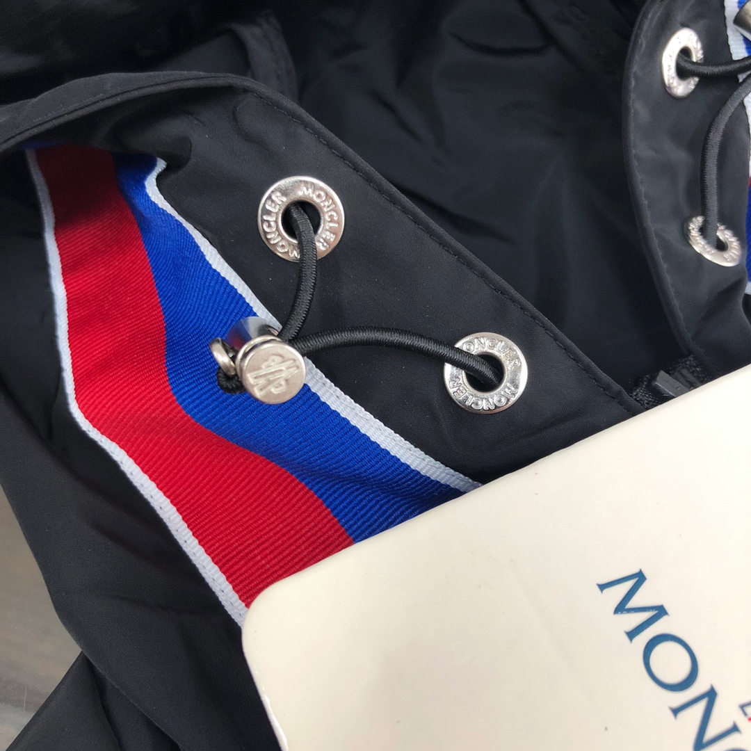 Moncler Kleding Jas &Jassen Zwart