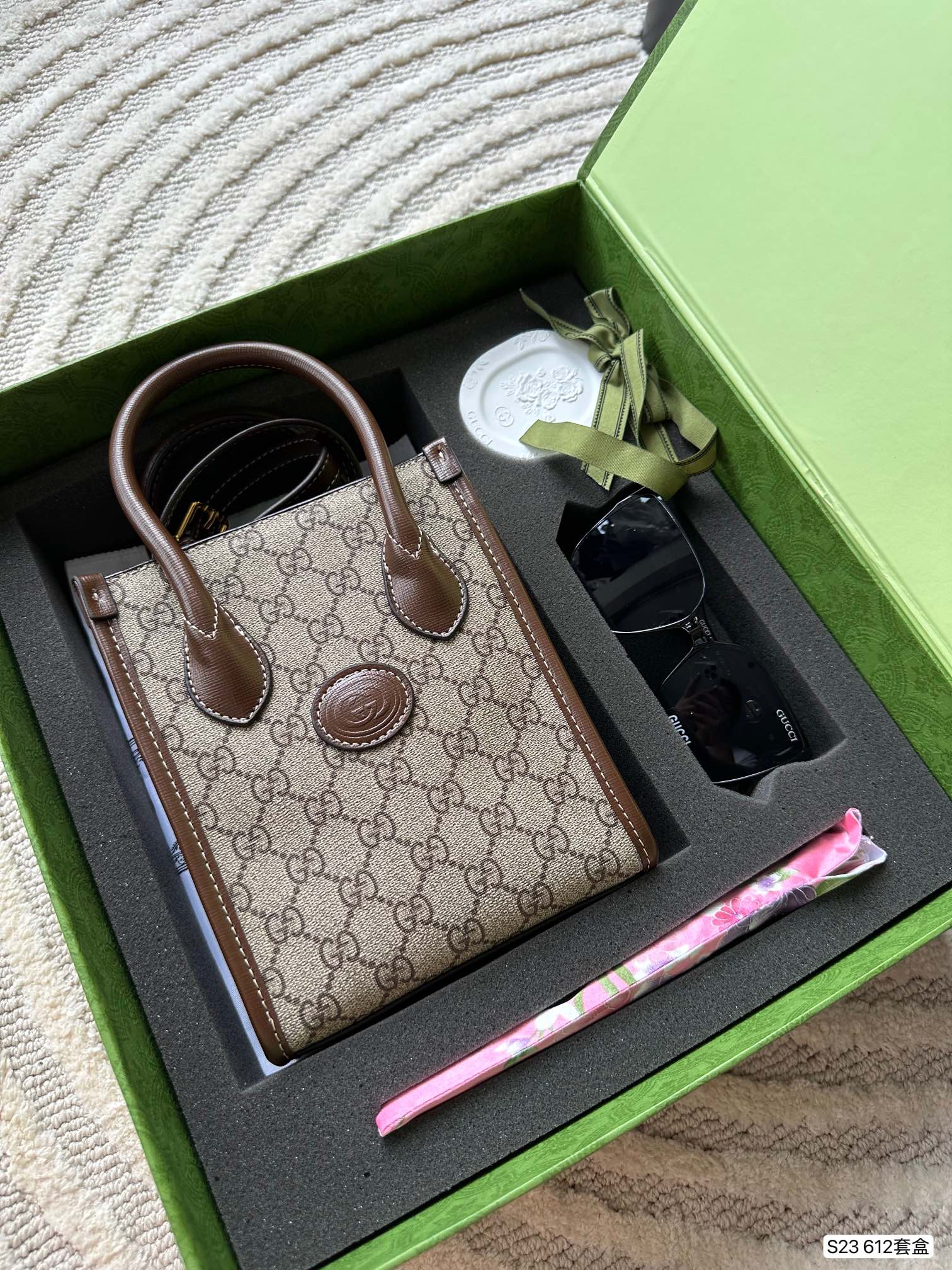 Gucci Kupić Torby typu crossbody i na ramię