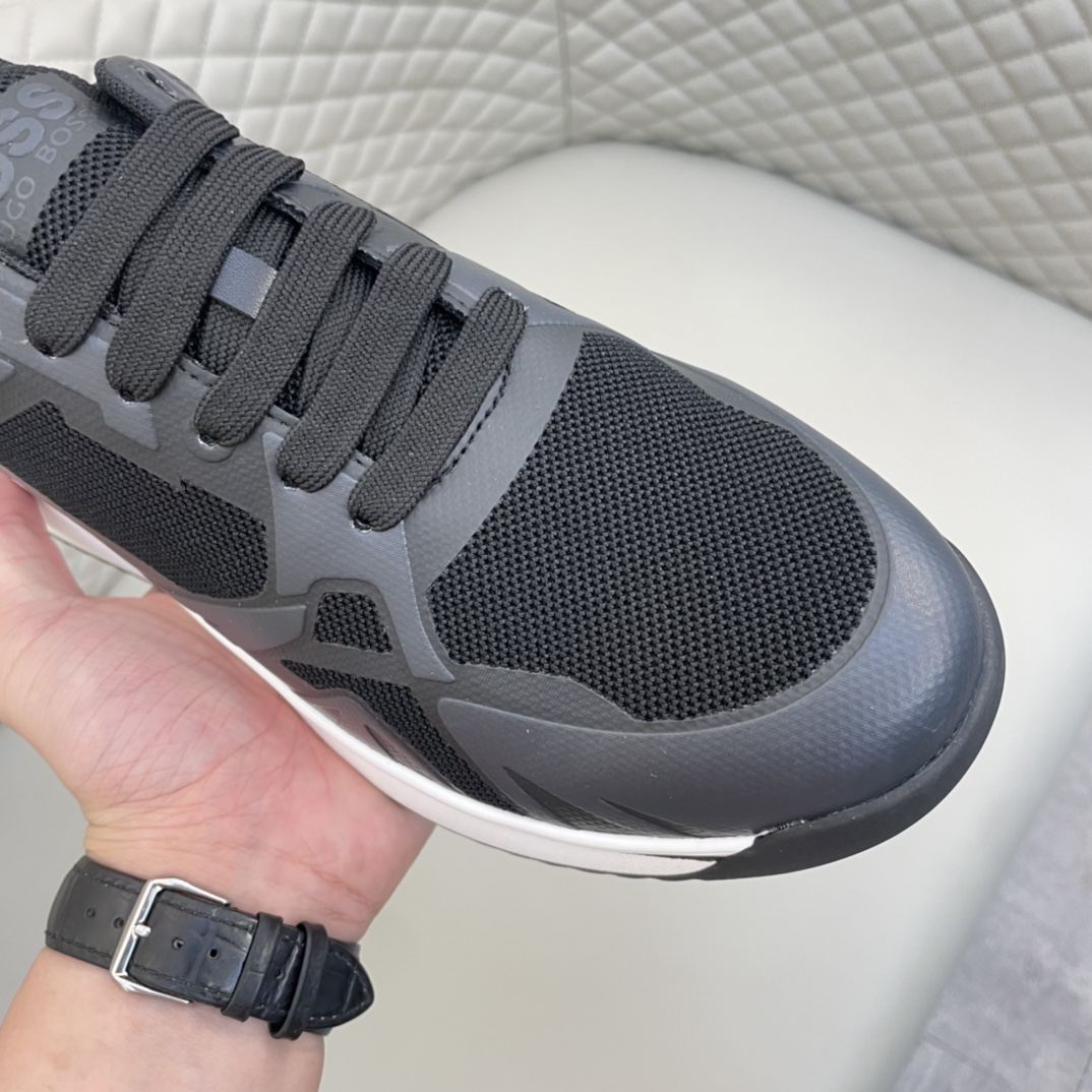 Precio de venta: 180 PMarca: Boss* "Boss*" lowtop sneakersTalla: 38-44 (se puede personalizar hasta 