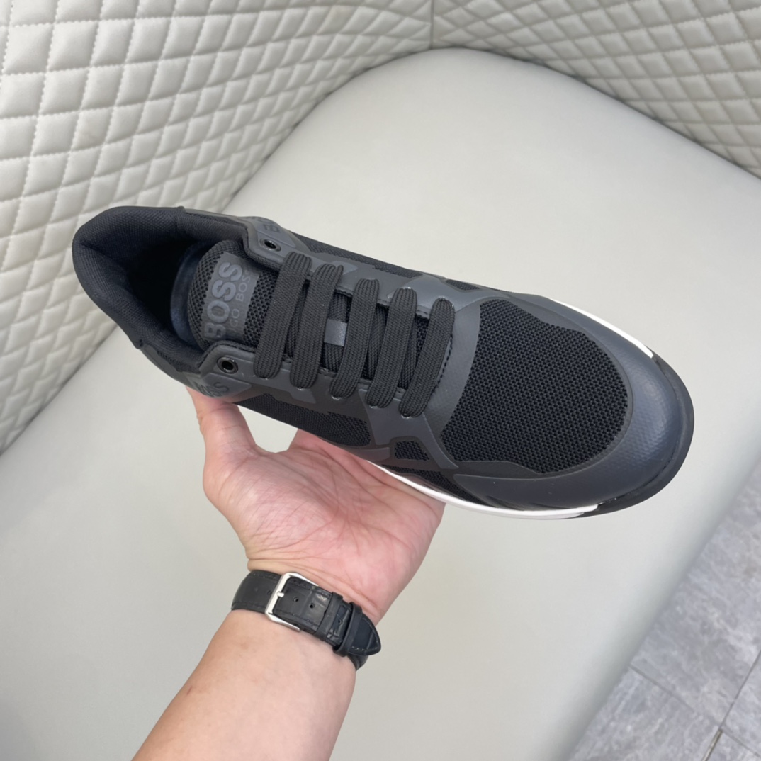 Precio de venta: 180 PMarca: Boss* "Boss*" lowtop sneakersTalla: 38-44 (se puede personalizar hasta 